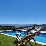 Semesterbostad A Casa Da Japoneira Cb